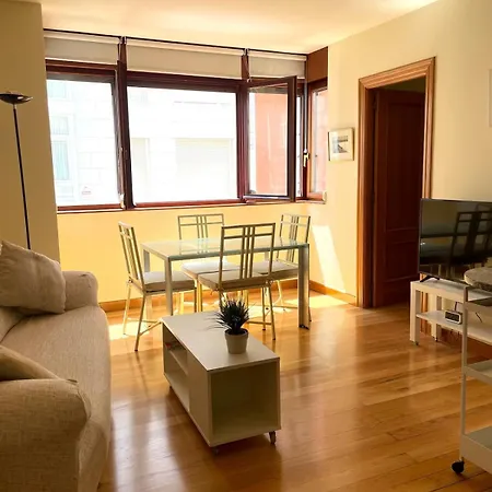 Con Parking-palacio De Festivales Apartmán Santander